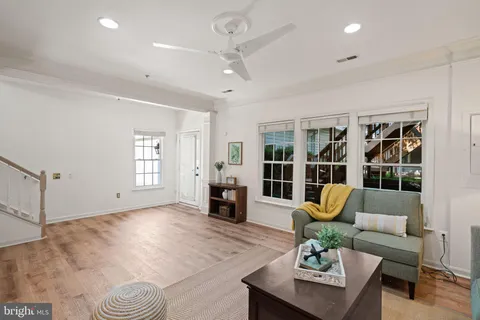 $939,000 | 11911 Kings Bridge Way, Unit 54, Rockville, MD 20852