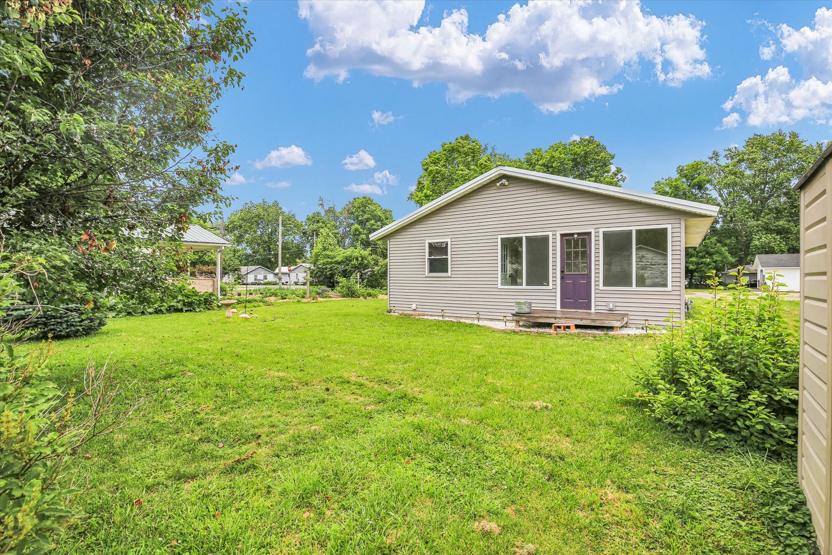 521 North McClellan Street Sullivan, IL 61951 - Photo 24 of 27