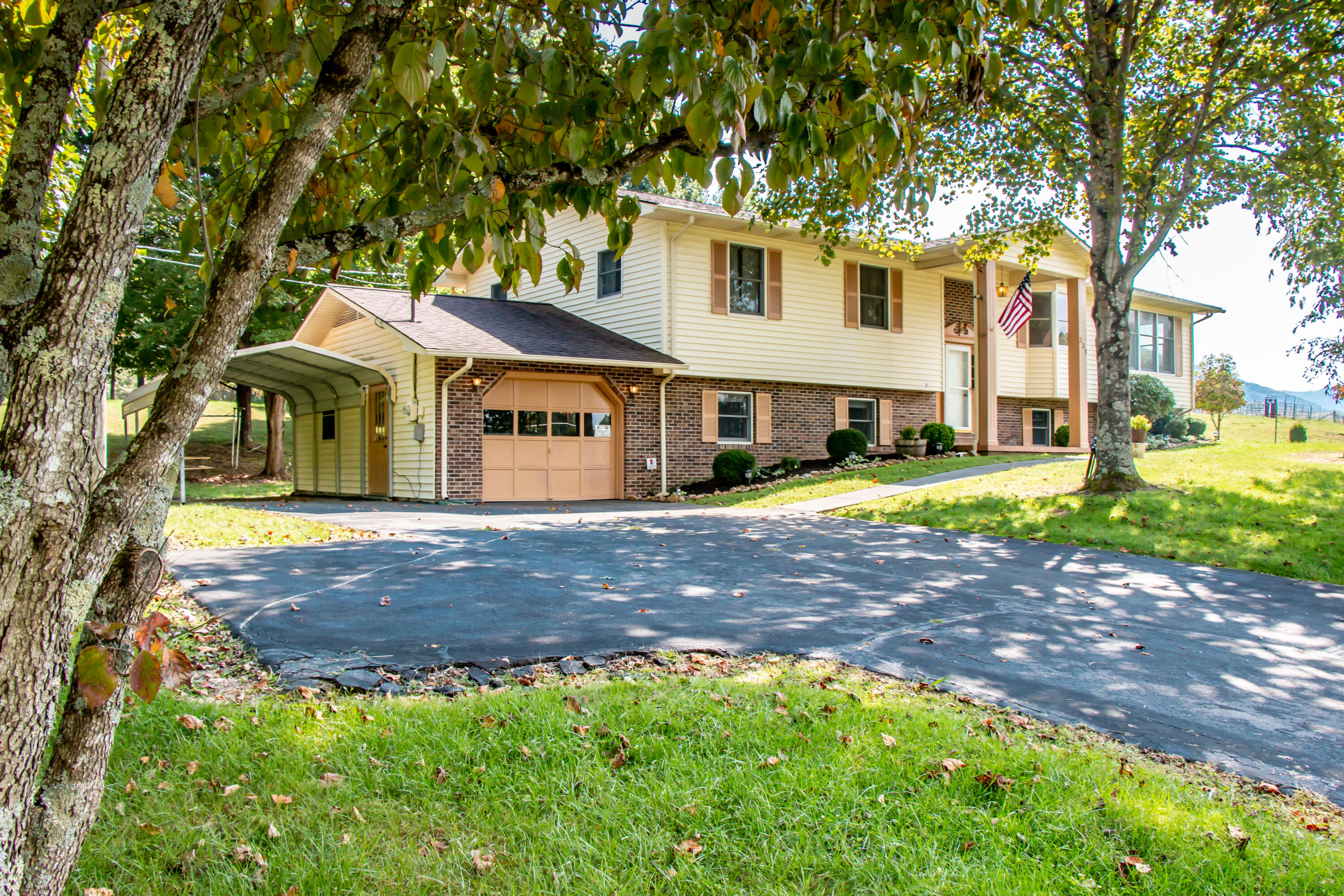 335 Bill Bennett Road Johnson City, TN 37604 - Photo 1 of 49 Bill Bennett-1