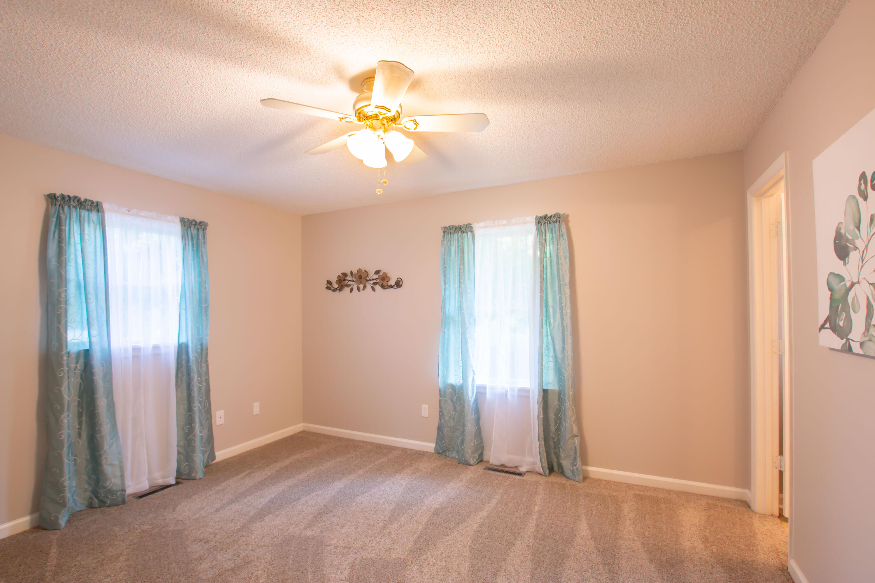 335 Bill Bennett Road Johnson City, TN 37604 - Photo 13 of 49 Bill Bennett-44