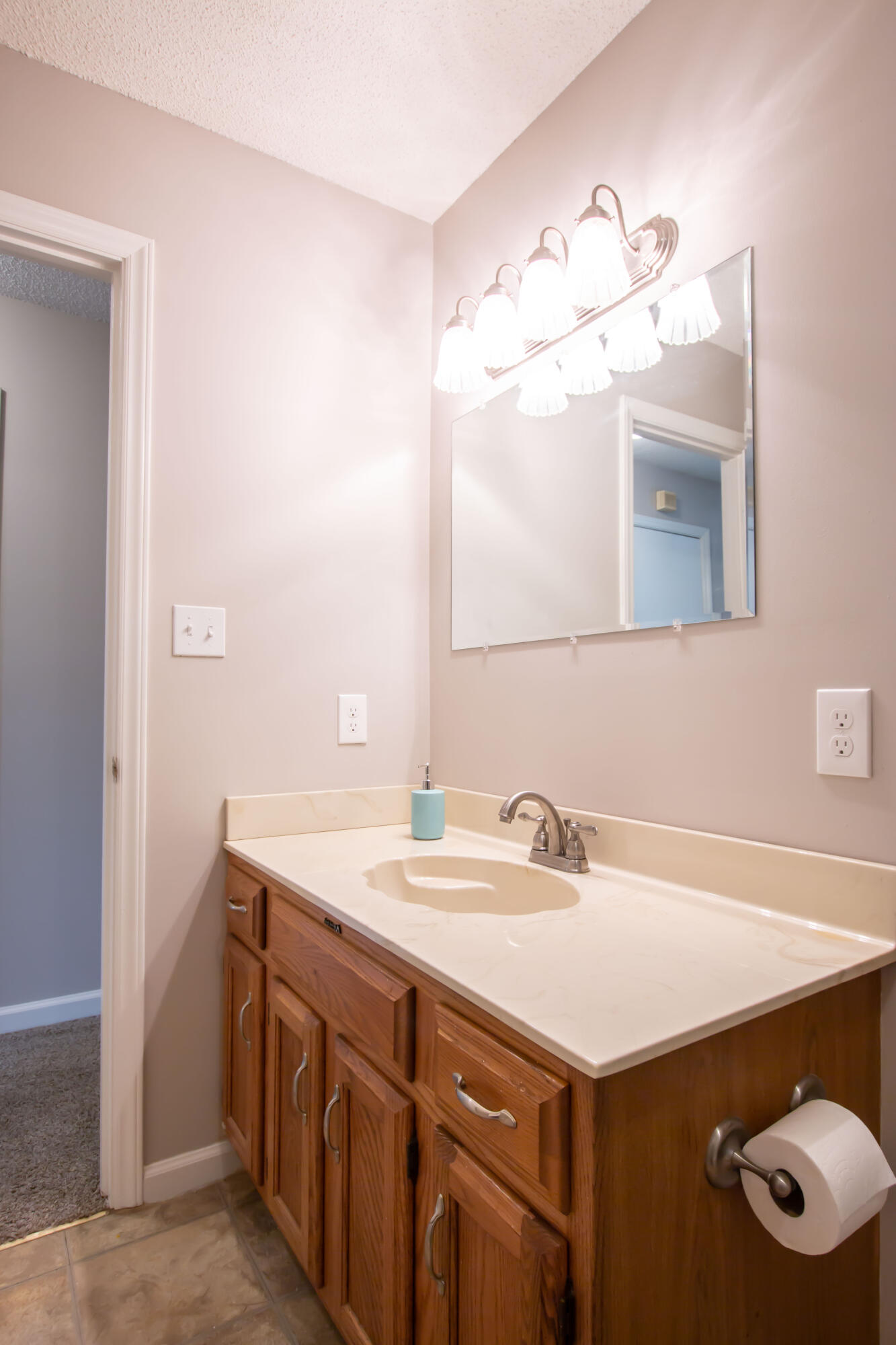 335 Bill Bennett Road Johnson City, TN 37604 - Photo 21 of 49 Bill Bennett-40