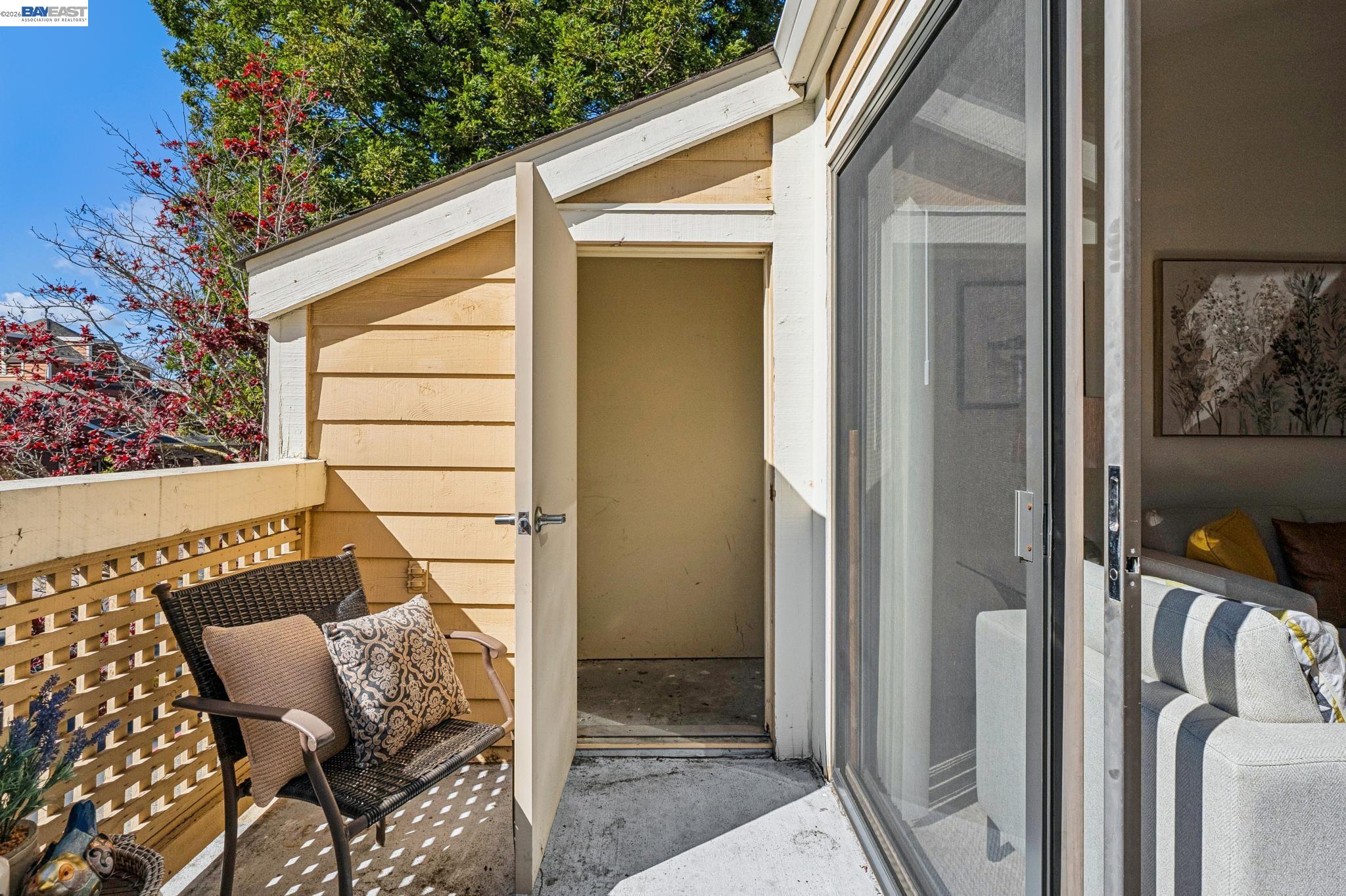 182 Eastridge Drive San Ramon, CA 94582 - Photo 38 of 54 a view of a balcony with furniture