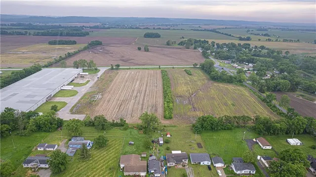 $525,000 | 5801 Ingersoll Road, St. Joseph, MO 64504