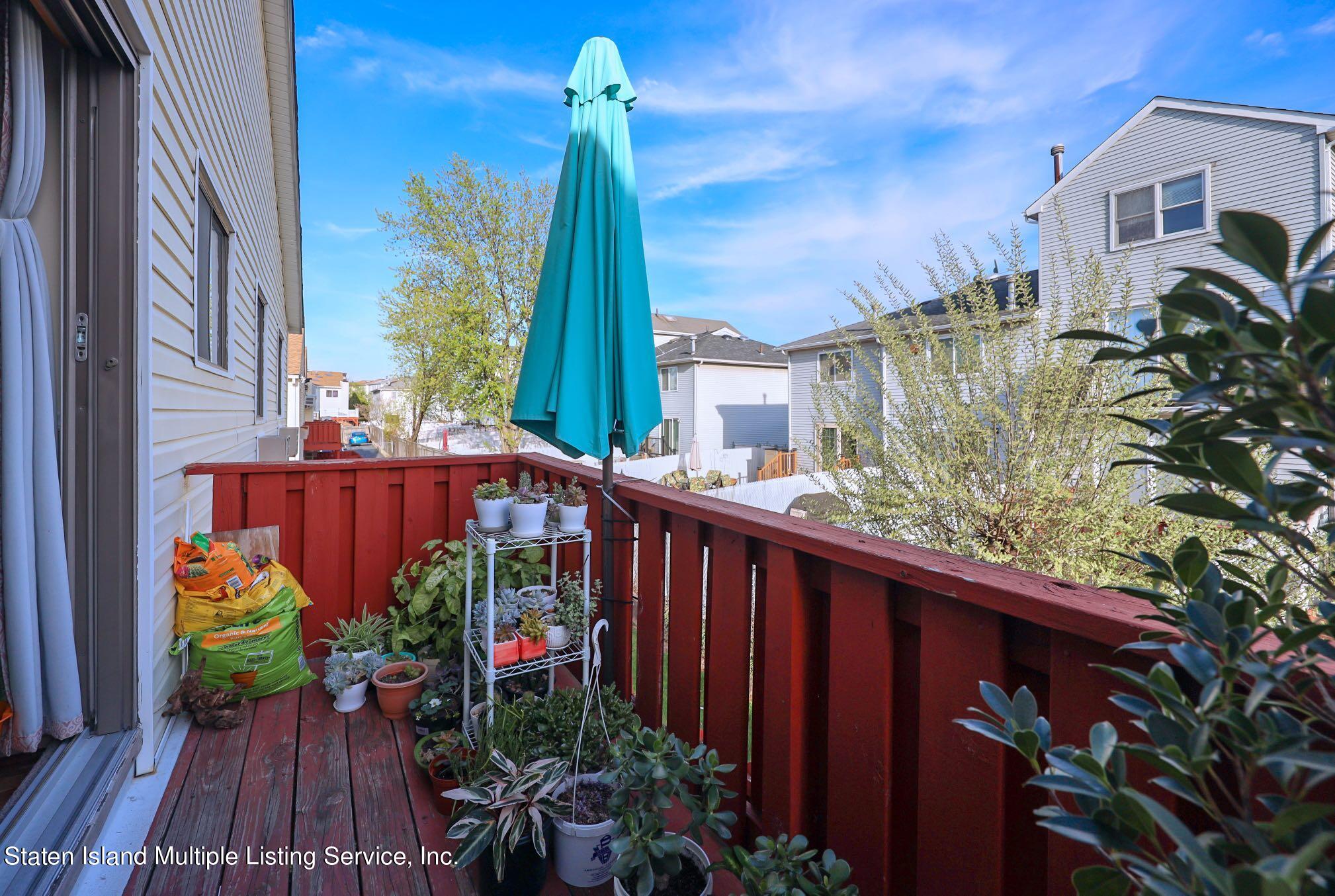 115 Stack Drive, Unit A Staten Island, NY 10312 - Photo 3 of 12 mmexport1681750382127