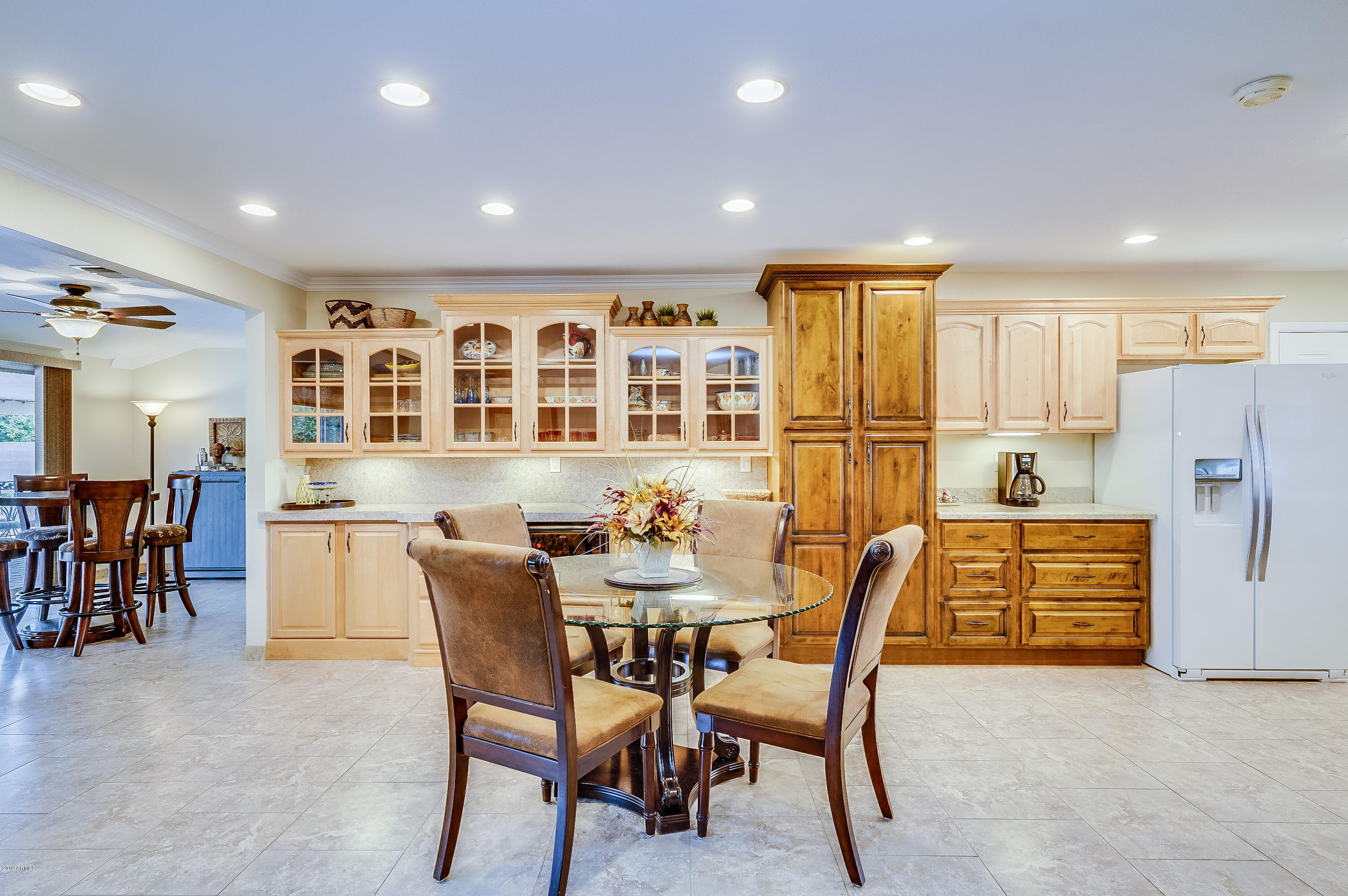 10460 West White Mountain Road Sun City, AZ 85351 - Photo 6 of 28 Dining