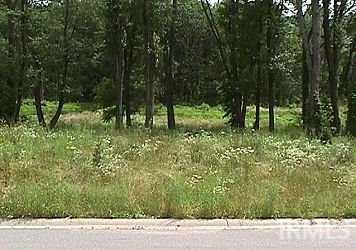 51690 Inverness Drive South Bend, IN 46628 - Photo 3 of 3