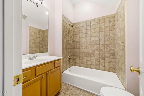$985,000 | 120 Morris Branch Court, Cary, NC 27519