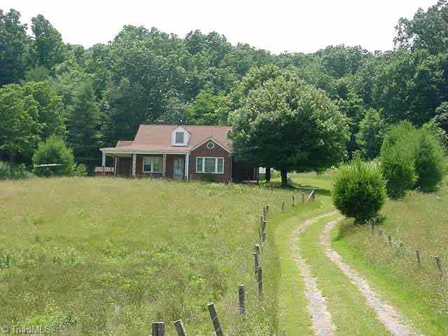 4371 Pine Swamp Road Sparta, NC 28675 - Photo 1 of 8 Exterior Front.