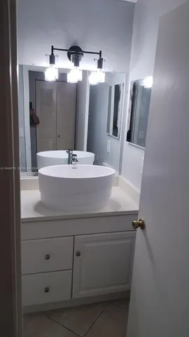 $2,100 | 9999 Summerbreeze Drive, Unit 715, Sunrise, FL 33322