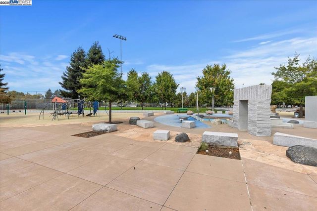 $765,000 | 252 Sullivan Way, Hayward, CA 94541