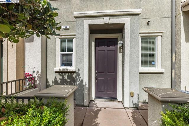 $765,000 | 252 Sullivan Way, Hayward, CA 94541