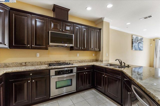 $765,000 | 252 Sullivan Way, Hayward, CA 94541