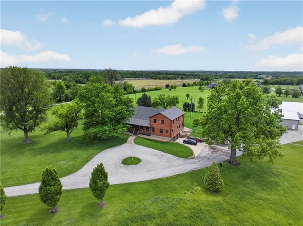 $2,000,000 | 30703 East US Highway 50, Lee's Summit, MO 64086