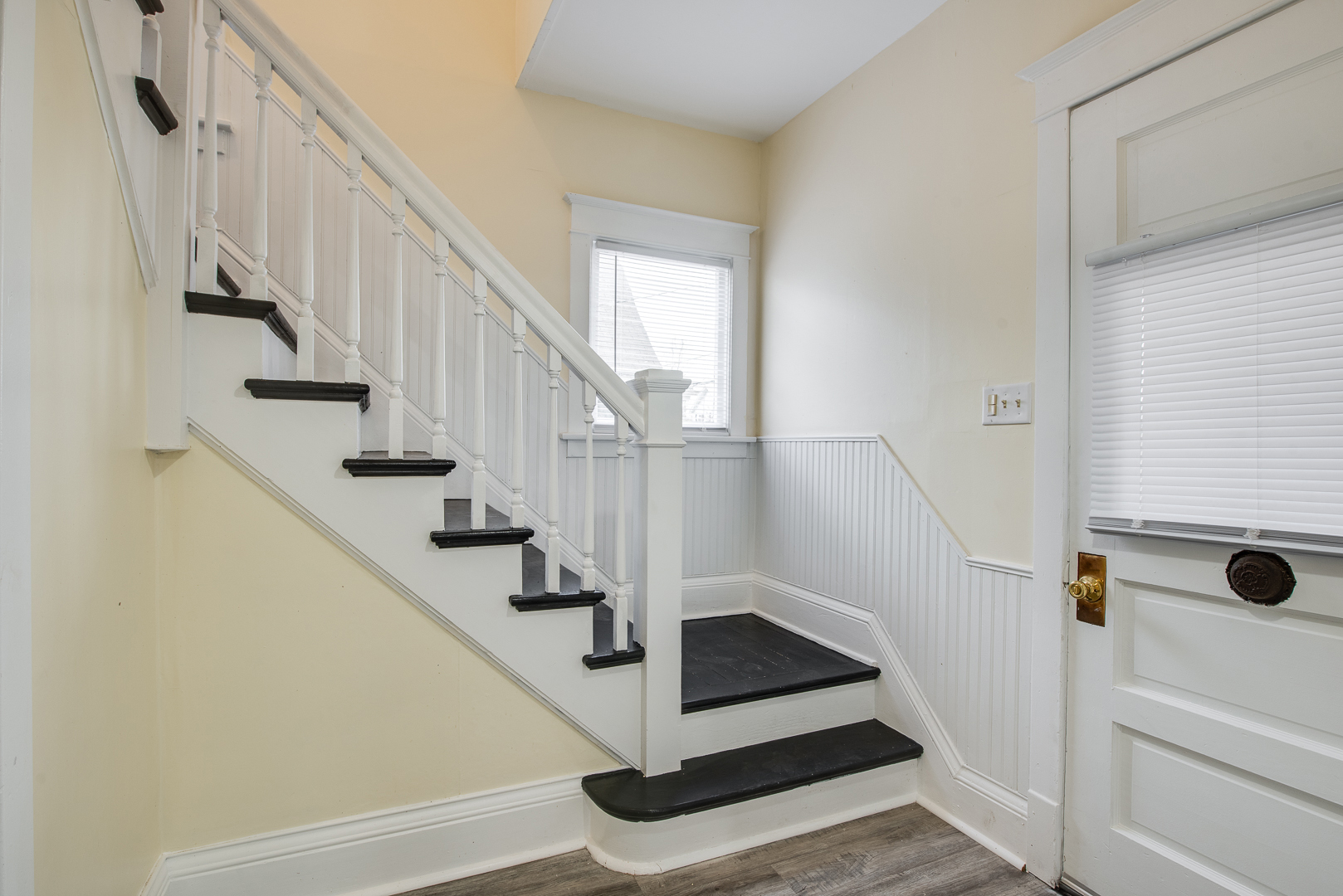 1507 Sisson Street Lockport, IL 60441 - Photo 3 of 16