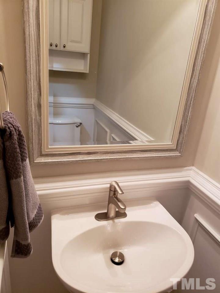 1208 Blackburn Road Apex, NC 27502 - Photo 12 of 26 Gallery Image 12