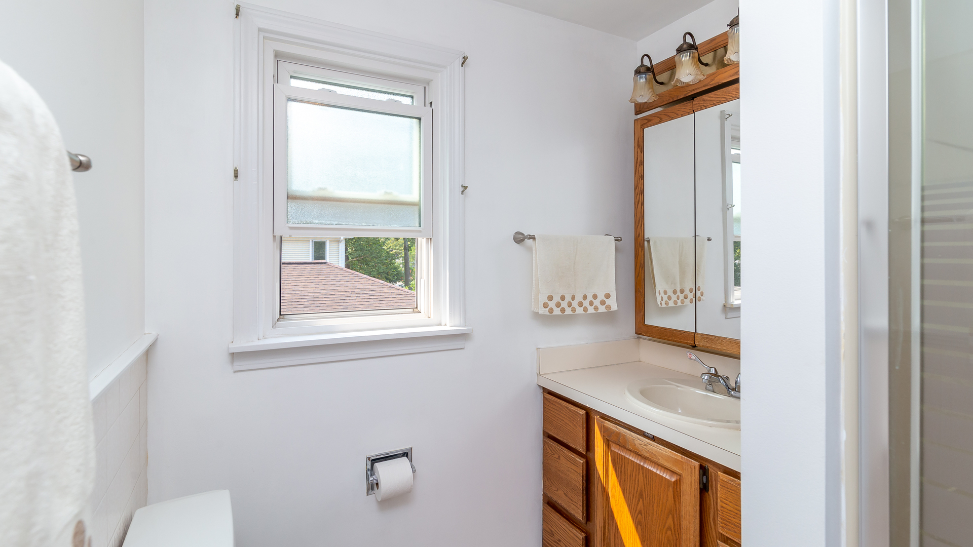 330 Hibbard Road Wilmette, IL 60091 - Photo 22 of 34 Gallery Image 22