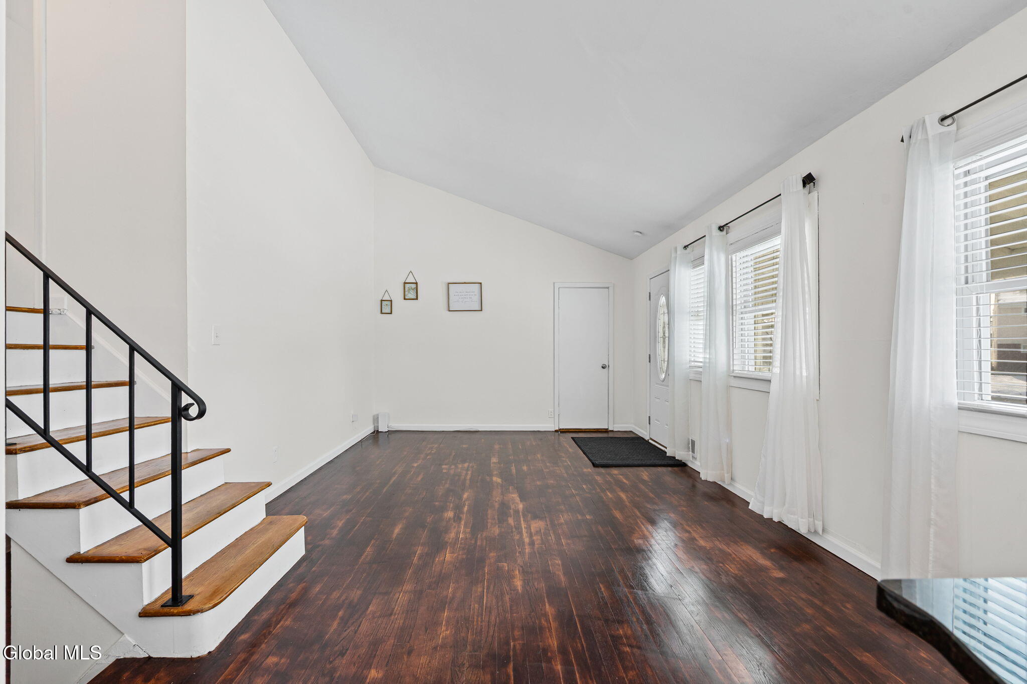 57 Bridle Path Colonie, NY 12205 - Photo 20 of 48 23-web-or-mls-57-bridle-path