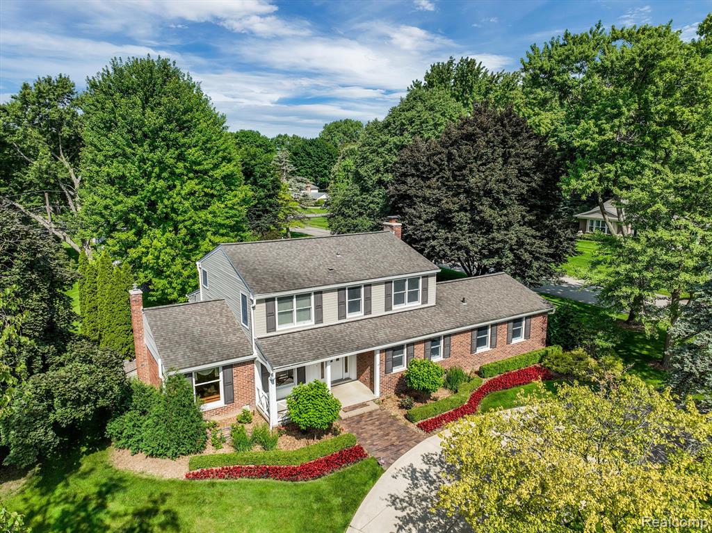 920 Spartan Court Rochester Hills, MI 48309 - Photo 1 of 41