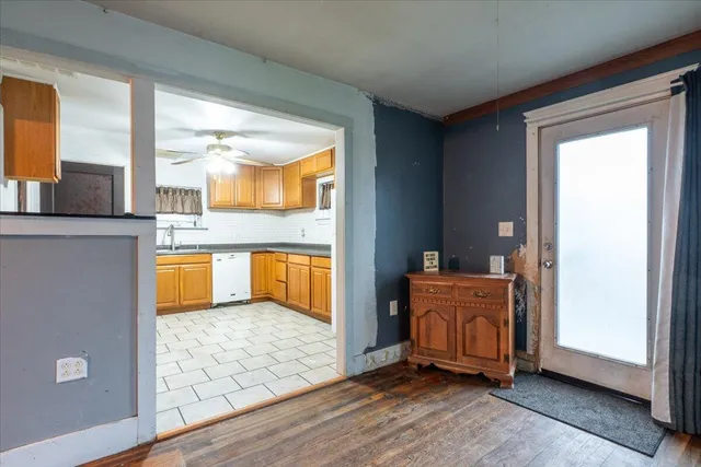 $240,000 | 16 Hill Street, Rockland, ME 04841