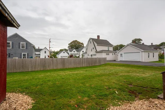 $240,000 | 16 Hill Street, Rockland, ME 04841
