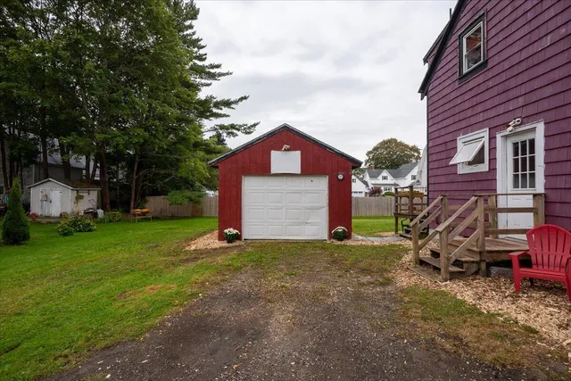 $240,000 | 16 Hill Street, Rockland, ME 04841