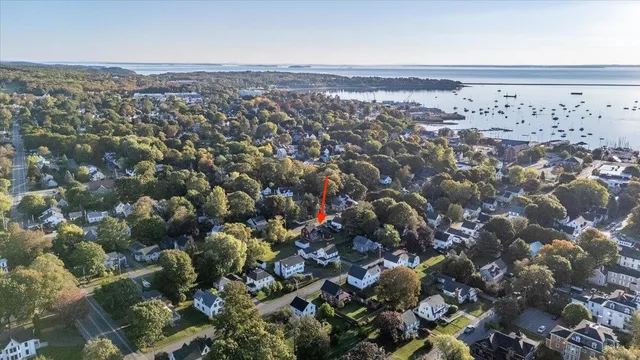 $240,000 | 16 Hill Street, Rockland, ME 04841