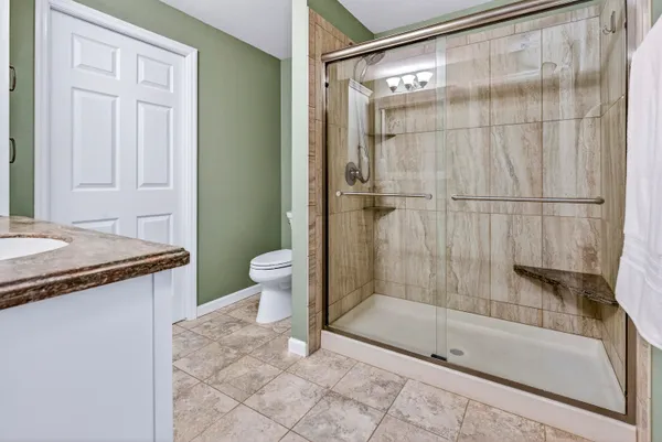 $309,900 | 3209 North Mistwood Lane, Appleton, WI 54914