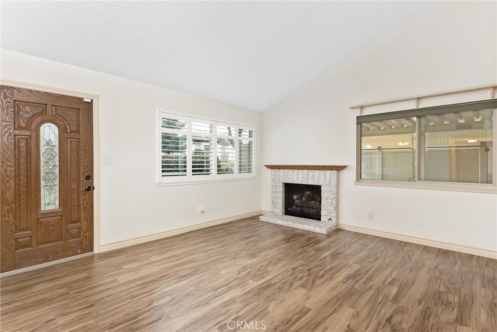 1580 Lisa Lane Redlands, CA 92374 - Photo 6 of 29 Original Image (2)