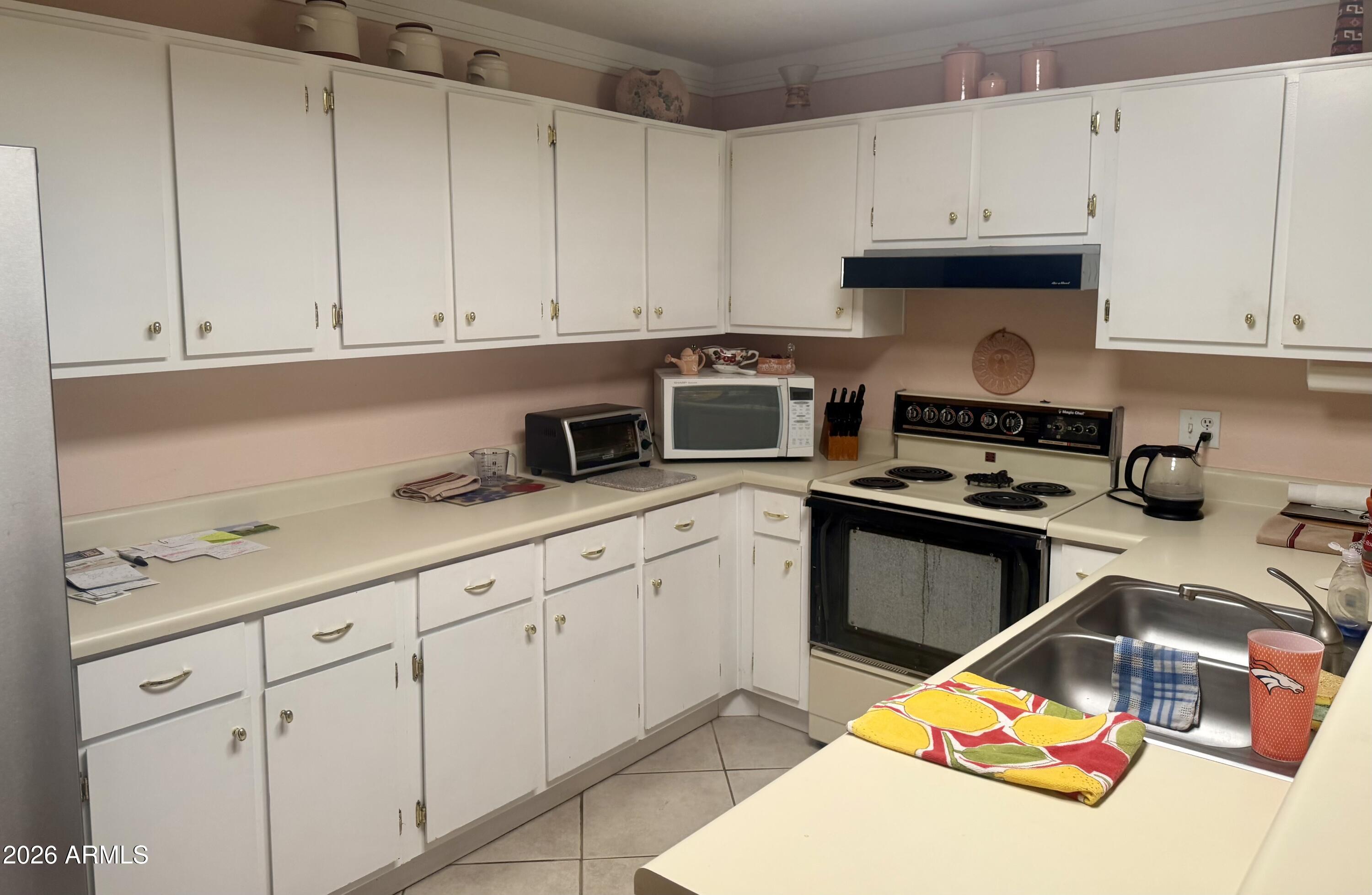 14300 West Bell Road, Unit 108 Surprise, AZ 85374 - Photo 2 of 5 IMG_2947