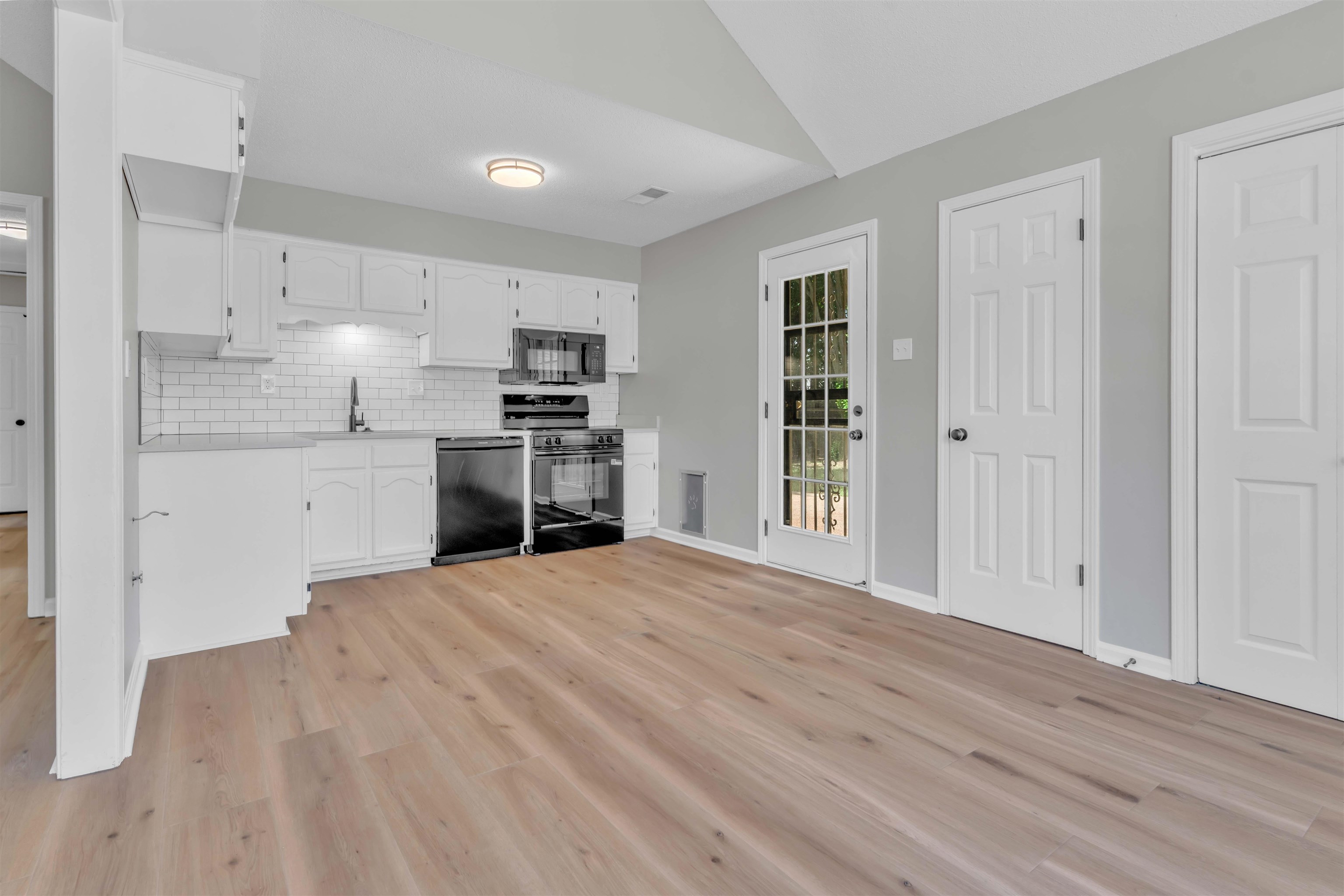 7212 Ransdorp Drive Memphis, TN 38133 - Photo 5 of 31 Gallery Image 5