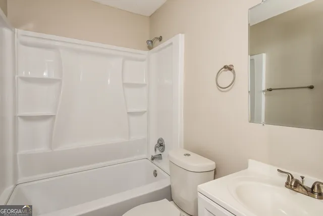 $2,135 | 598 Oakside Drive Southwest, Atlanta, GA 30331