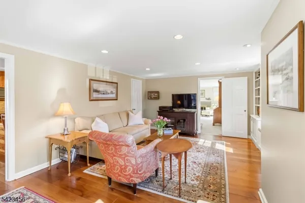 $1,250,000 | 54 Knollwood Avenue, Madison, NJ 07940