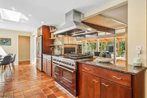 $1,299,000 | 21 Sheffield Terrace, West Orange, NJ 07052