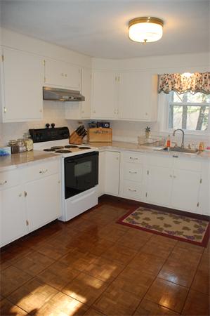 20 Peabody Road Shirley, MA 01464 - Photo 5 of 22