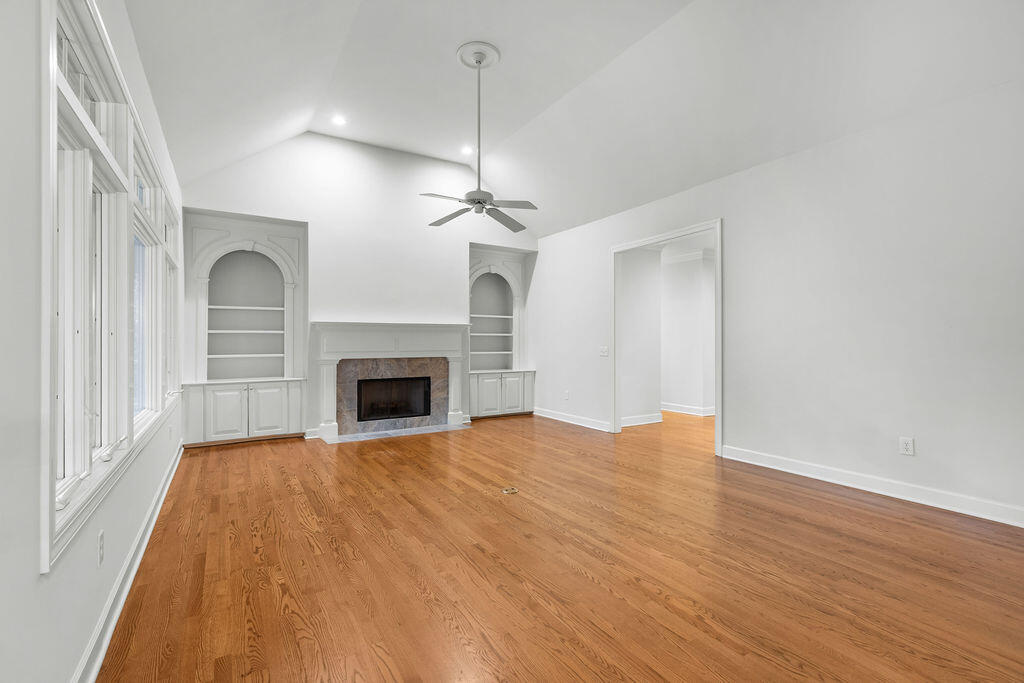 2649 Seabrook Island Road Seabrook Island, SC 29455 - Photo 19 of 72 2649-Seabrook-Island-Road-Interiors-8