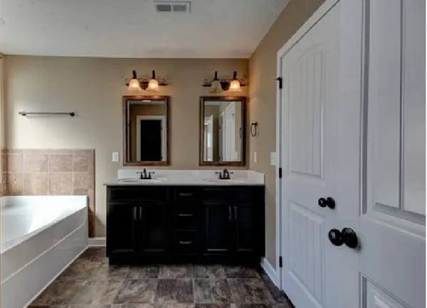 $2,100 | 1284 Eagle's View Drive, Clarksville, TN 37040