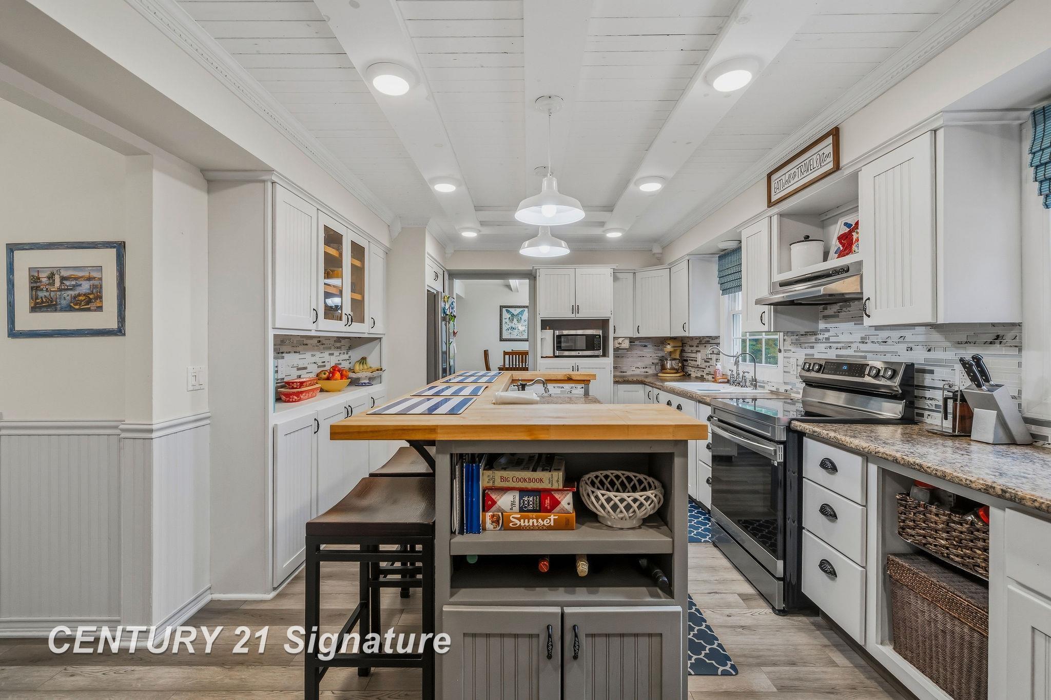 5261 Baker Road Bridgeport, MI 48722 - Photo 8 of 50