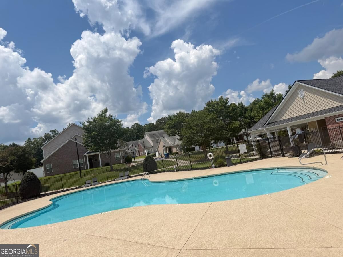 2555 Flat Shoals Road, Unit 3005 Atlanta, GA 30349 - Photo 17 of 19 Gallery Image 17