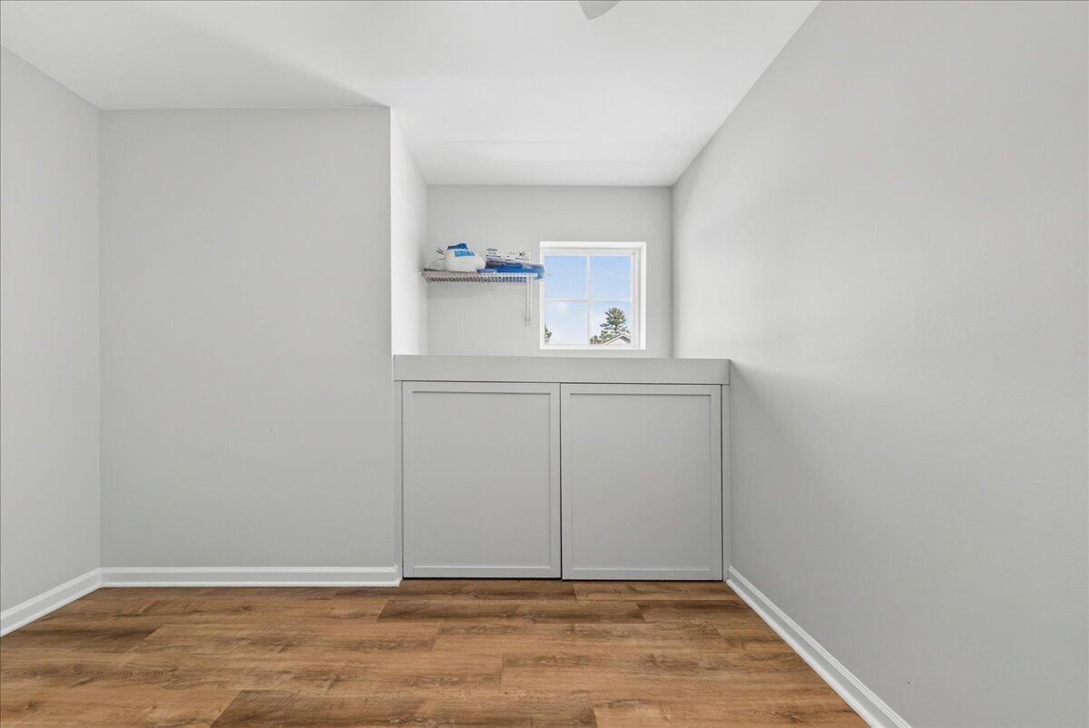 111 Brookhaven Road Summerville, SC 29486 - Photo 29 of 49 37-Maddie Breggia - DSC00977