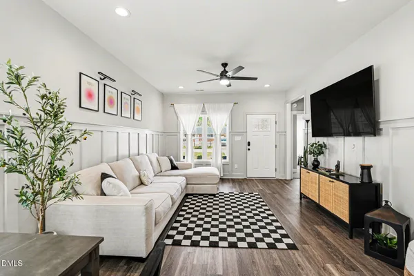 $260,000 | 807 A South Peedin Street, Selma, NC 27576