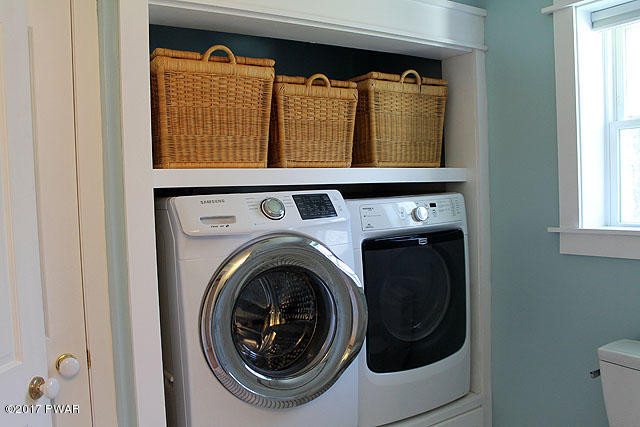 125 Cemetery Road Damascus, PA 18415 - Photo 23 of 36 Laundry room