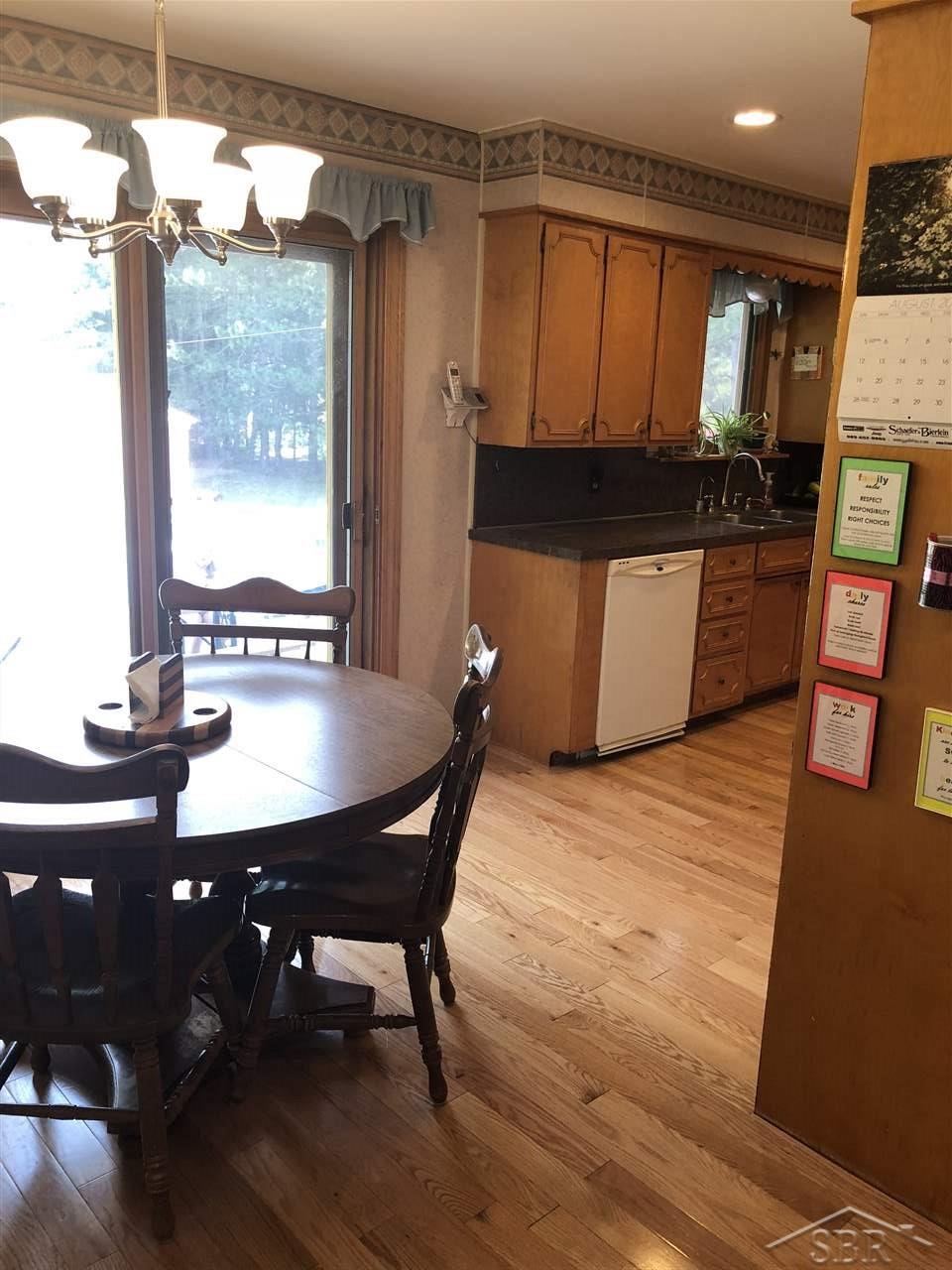 7305 Sheridan Road Millington, MI 48746 - Photo 7 of 27 31357344-6.JPG
