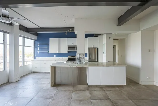 $480,000 | 100 Atlantic Avenue, Long Beach, CA 90802