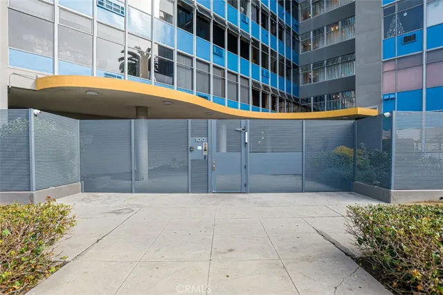 $480,000 | 100 Atlantic Avenue, Long Beach, CA 90802
