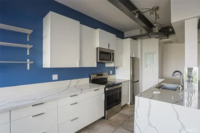 $480,000 | 100 Atlantic Avenue, Long Beach, CA 90802