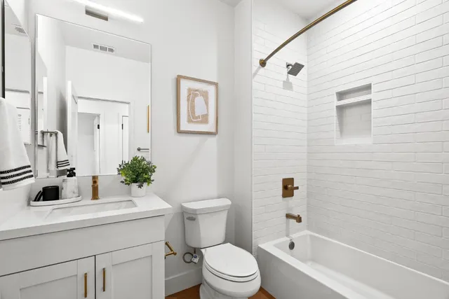 $1,425,000 | 947 Woodside Road, Redwood City, CA 94061