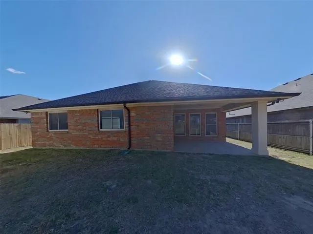 $2,199 | 541 Kerry Street, Crowley, TX 76036
