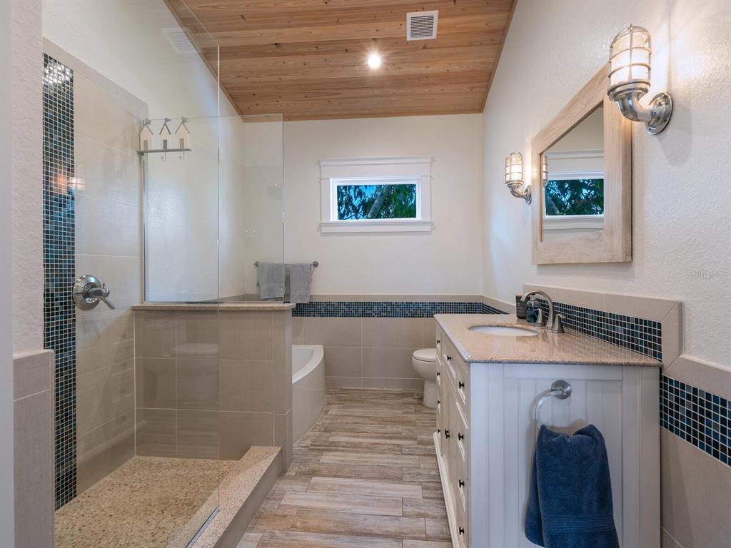 217 Spring Avenue Anna Maria, FL 34216 - Photo 20 of 47 Gallery Image 20