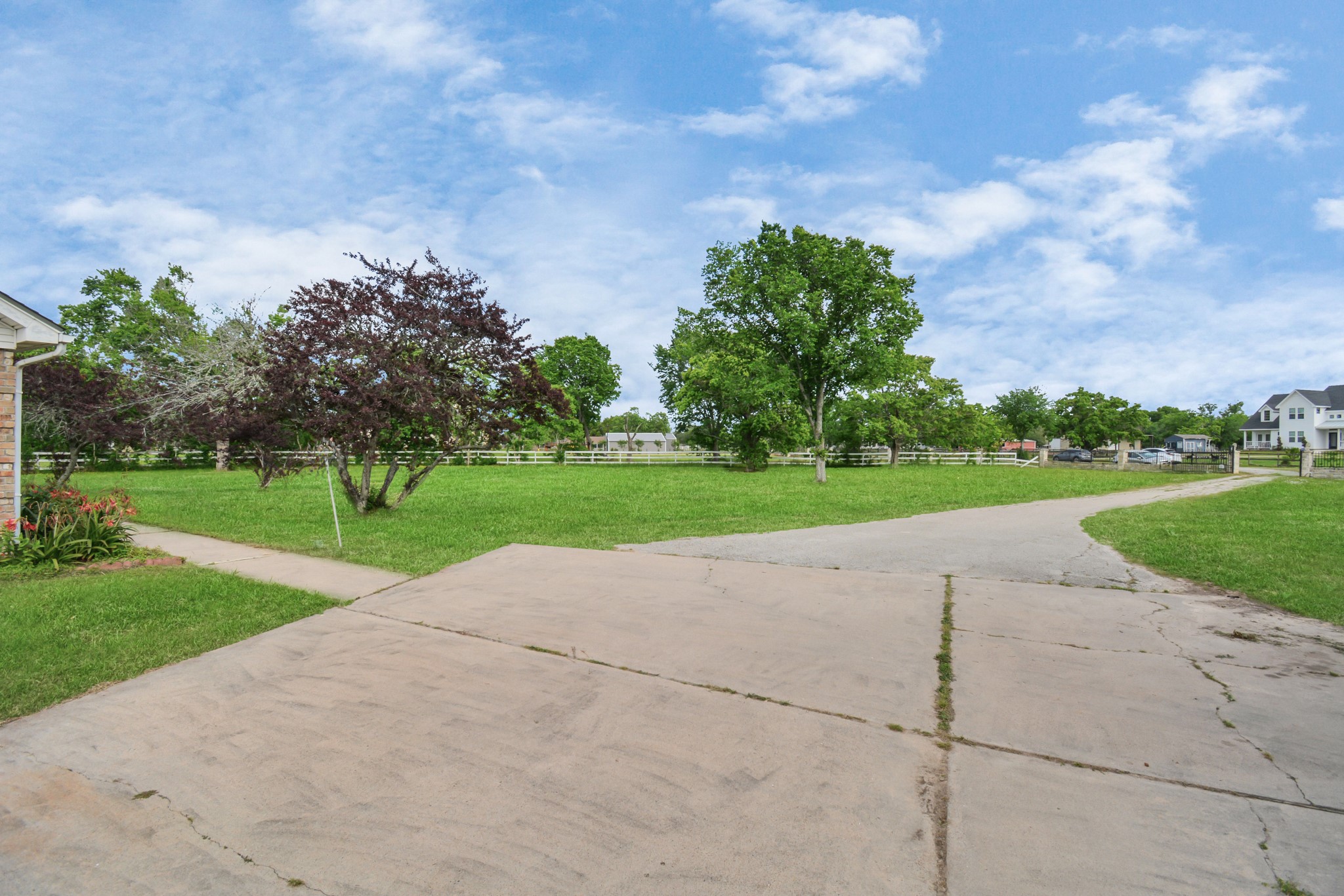 12746 Roy Road Pearland, TX 77581 - Photo 15 of 44