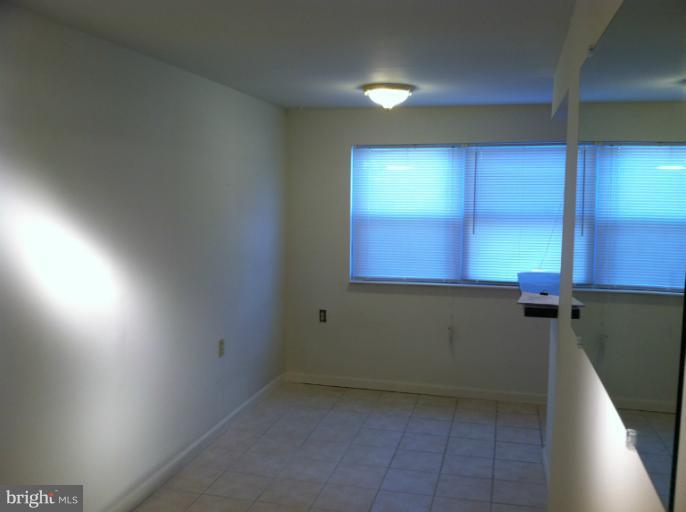 2074 Larkhall Road Baltimore, MD 21222 - Photo 8 of 10 Dining Room